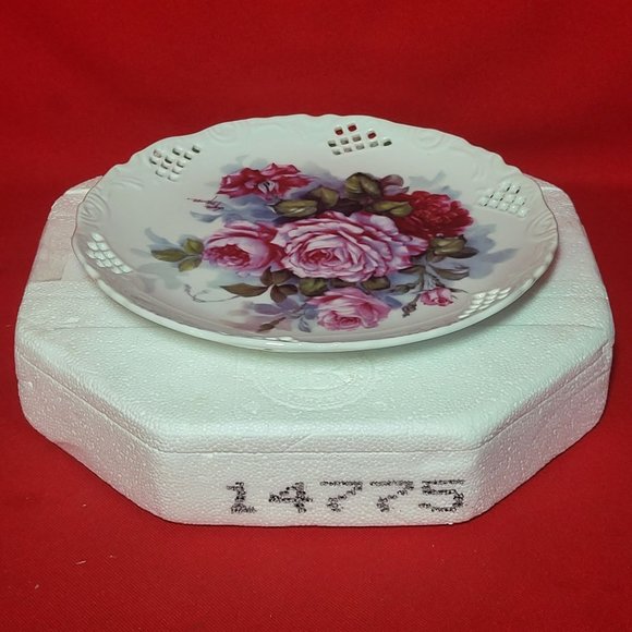 Bradford Exchange Classic Roses Magic in Mauve Lyn Moser Decorative Plate 1996 - Picture 7 of 10